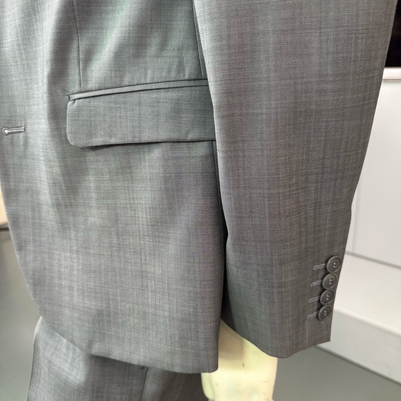 Calvin Klein Collection Suit - Picture 8 of 9